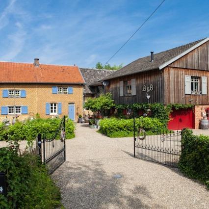 Romantisch overnachten in de Voerstreek - Hoeve de witte Gans Bed and Breakfast Voeren Buitenkant foto